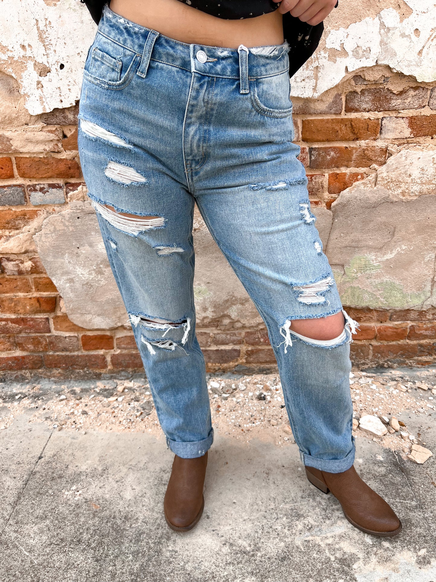 Yolanda Rolled Up Ridged Boyfriend Jeans-Jeans-Flying Monkey-bin D4-The Twisted Chandelier
