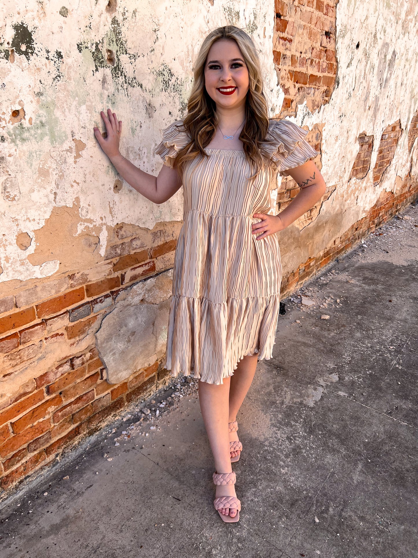 Braelyn Magic Skirt - Ivory-Apparel & Accessories-Southern Grace Wholesale-bin c3-The Twisted Chandelier