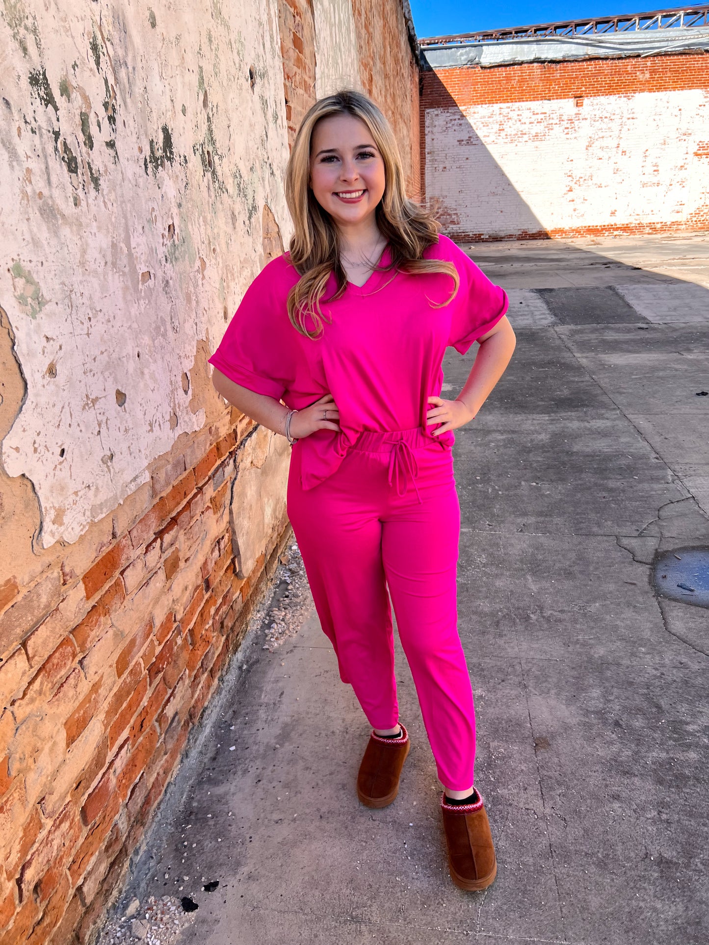 Lexi Lounge Pants Fuchsia-Active Wear-better be-05/30/24,1st md,bottoms,FD JAN 24-The Twisted Chandelier