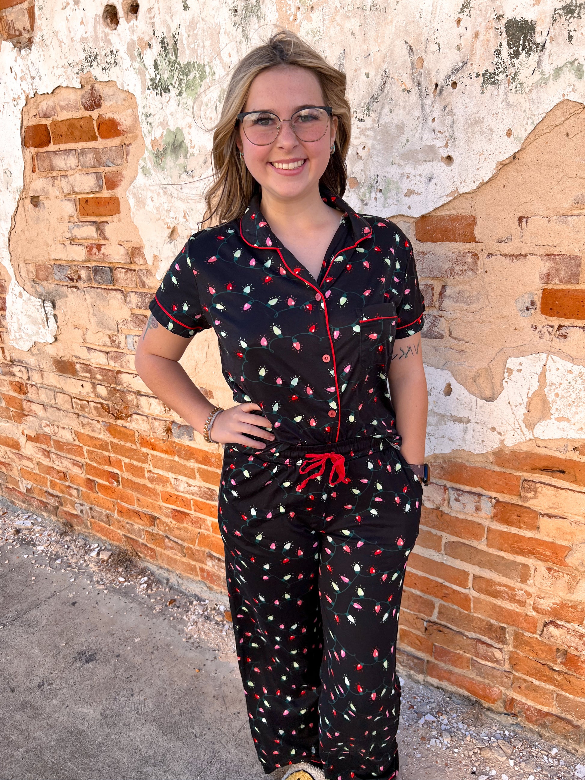 Hello Mello Holiday Pajama Top - Very Merry-Loungewear-HELLO MELLO-$25 & Under Sale,Bin a1,Faire-The Twisted Chandelier