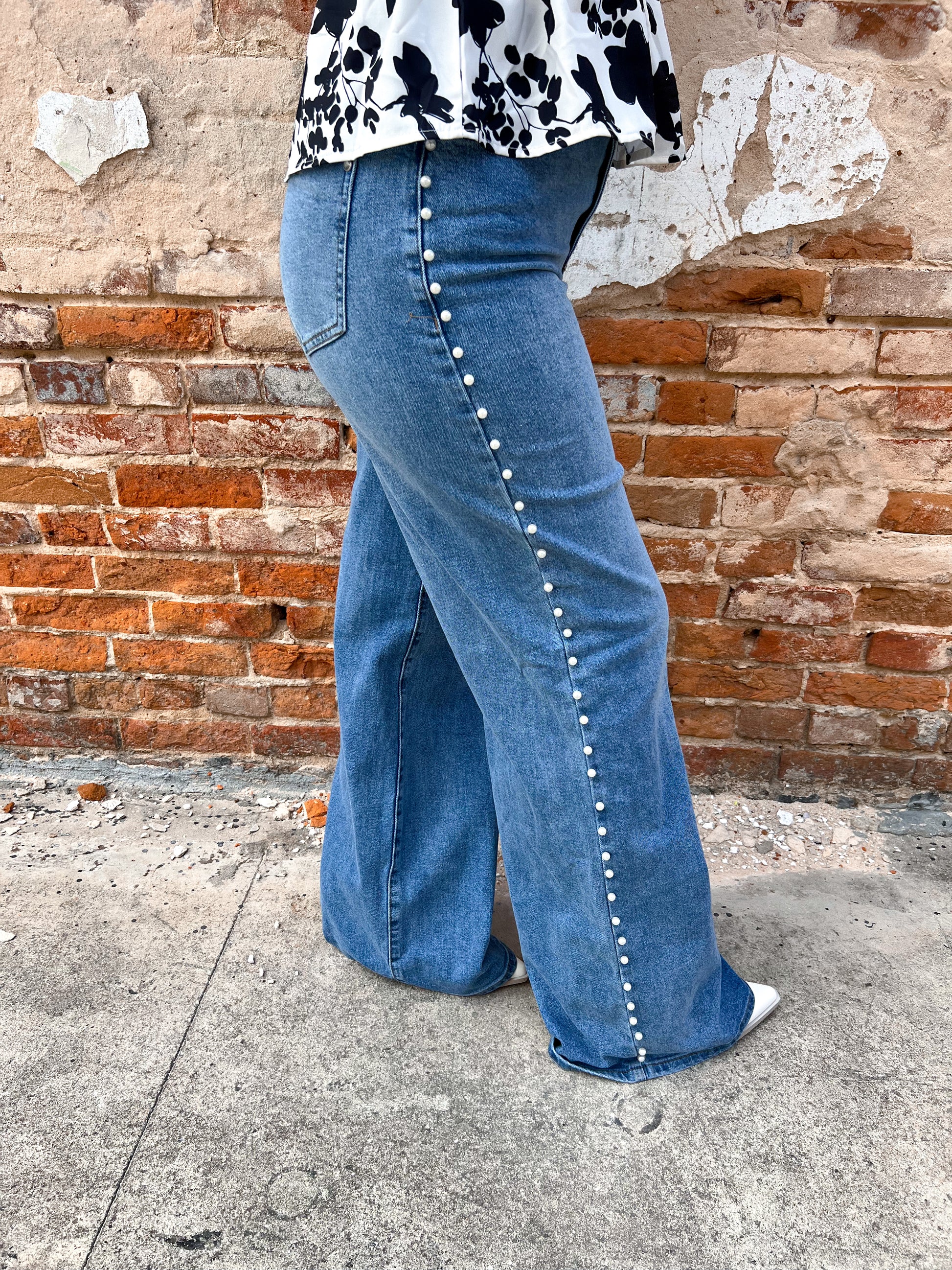 Berkley Pearl Stud High Rise Wide Jeans-Jeans-Vibrant-Bin D1, xpt178-The Twisted Chandelier