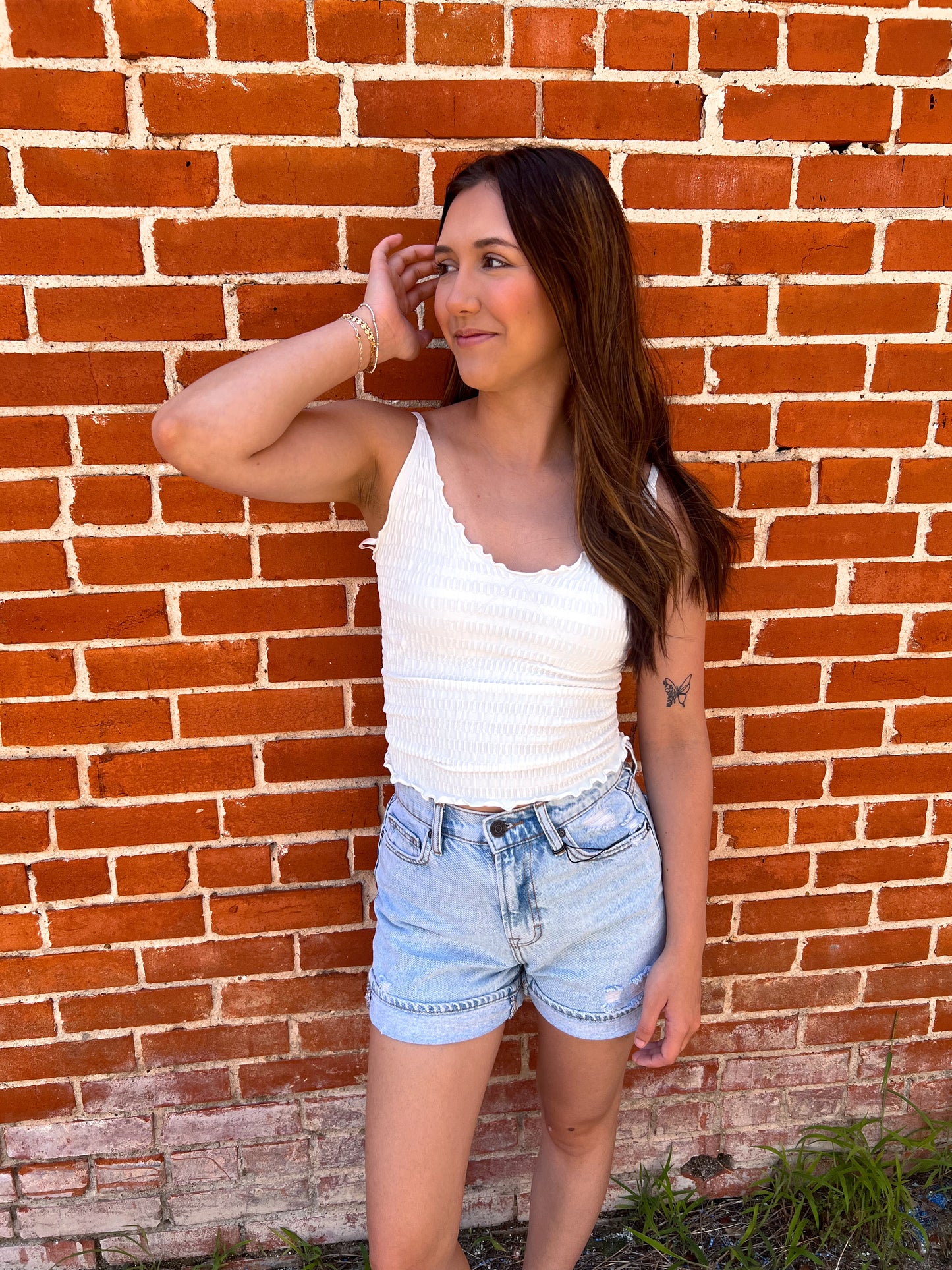 Saylor Lettuce Hem Stretchy Knit Sleeveless Top - White-VERY J-Bin B5,FD 6/24/25-The Twisted Chandelier