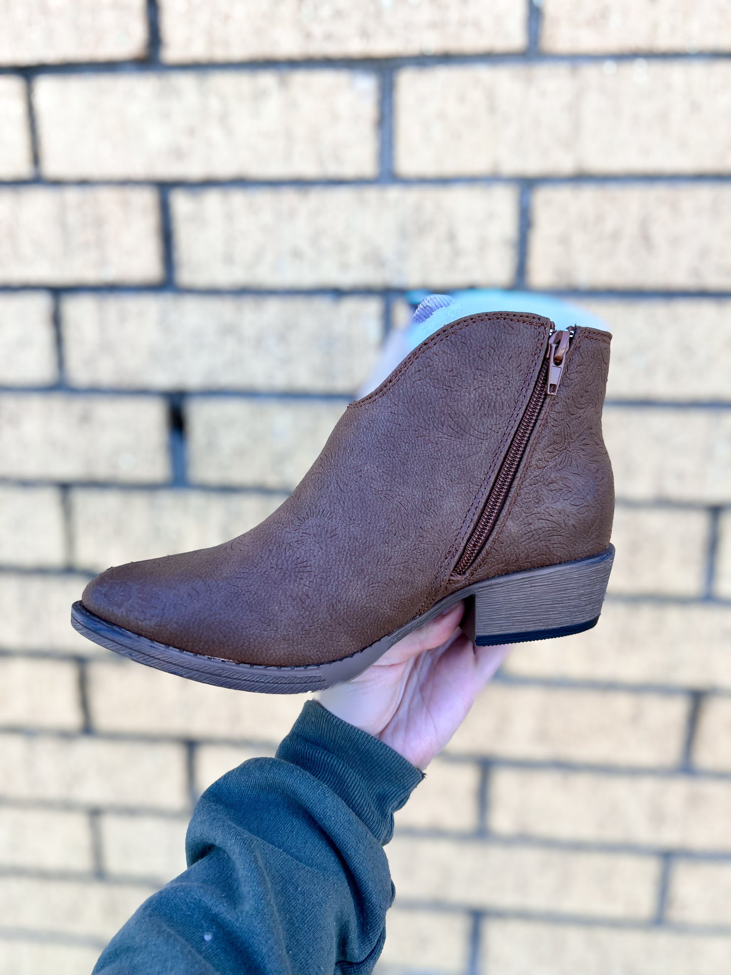 Divine Tooled Leather Boots - Brown - Very G-Shoes-GYPSY JAZZ/VERY G/WOLF BRANDS-05/19/24,1st md,Max Retail,VGLB0338,western & concert-The Twisted Chandelier