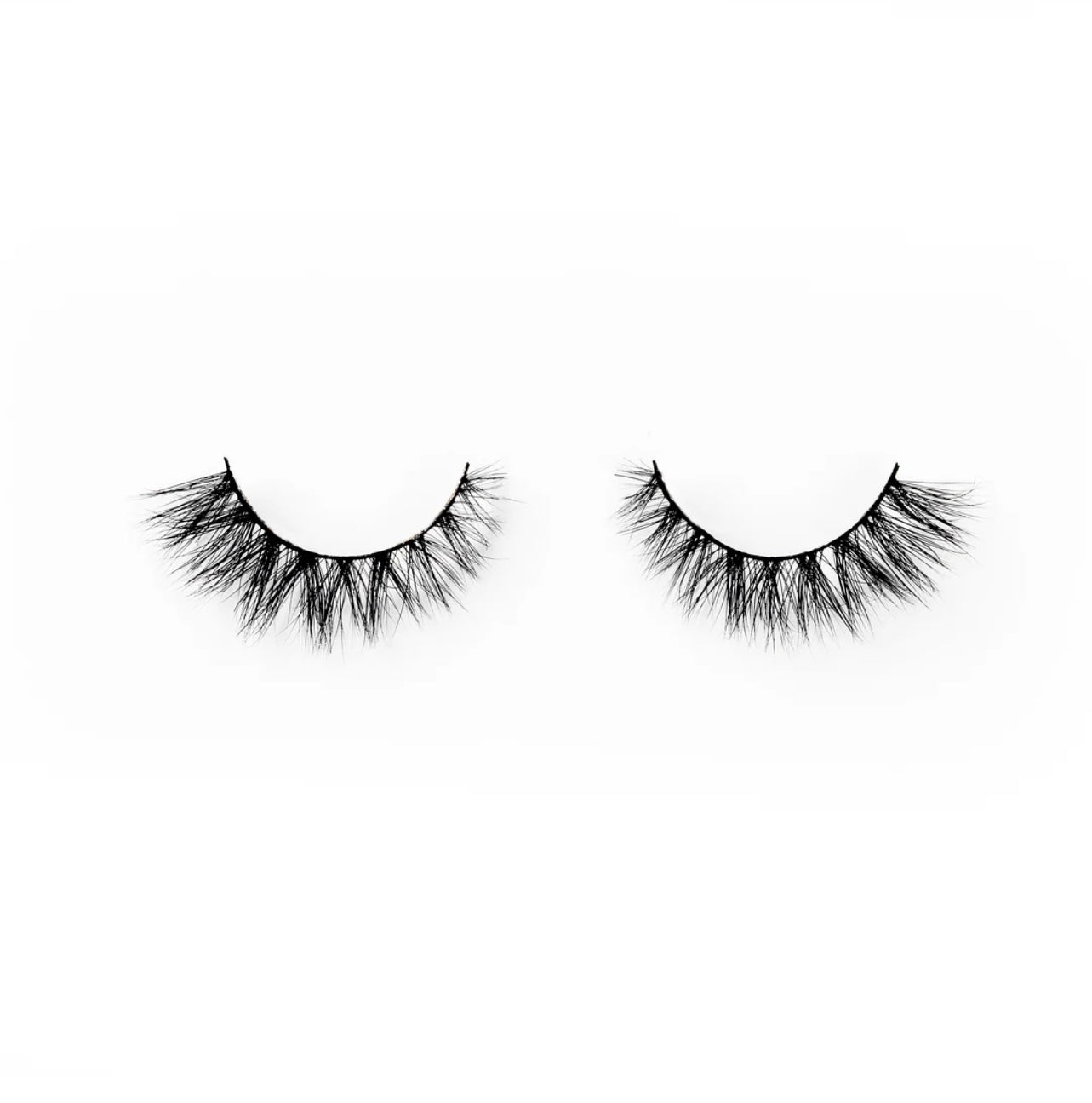 Reign Lashes | Zuki | Glue On 3D Mink Luxury Lashes-Reign Lashes-Reign-Lashes, Reign, reign lashes, suki, Zuki-The Twisted Chandelier