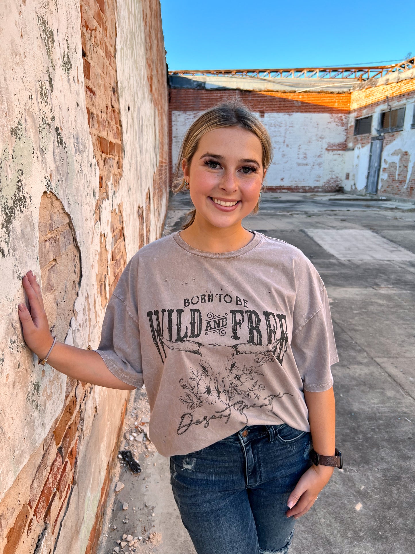 Wild & Free Desert Spirit Cattle Vintage Graphic Tee-top-Zutter-09/12/23-The Twisted Chandelier
