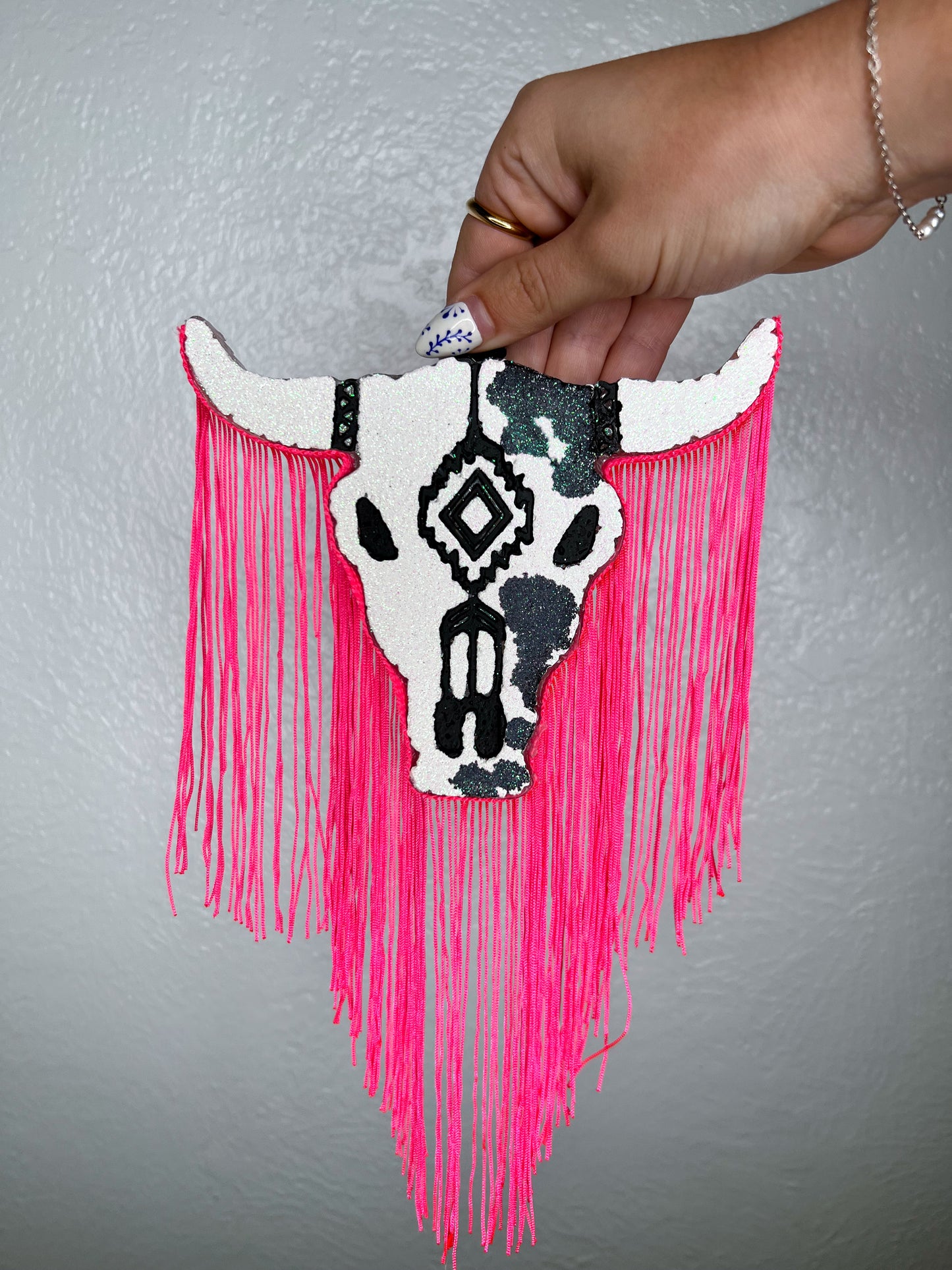 White and Hot Pink Freshie-Ginger & Lace-Big Bull-Mandarin Orange Blossom-The Twisted Chandelier