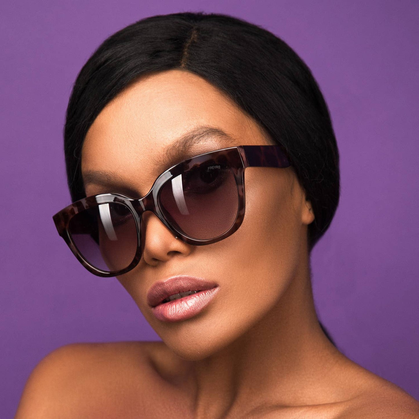 Freyrs Sunglasses - Jane - Tortoise-Sunglasses-FREYRS Eyewear-The Twisted Chandelier