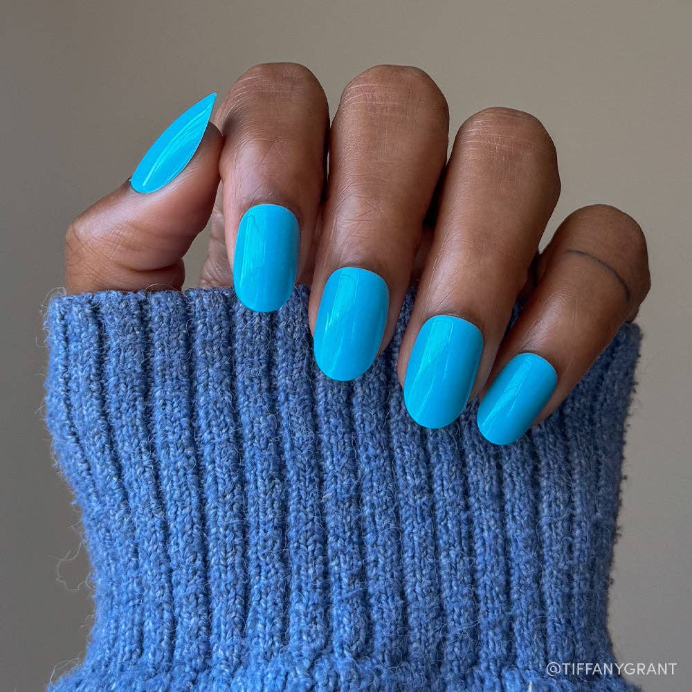 Azure Blue Press-On Nails | Short Round Length | Solid Nails-Glamnetic-The Twisted Chandelier