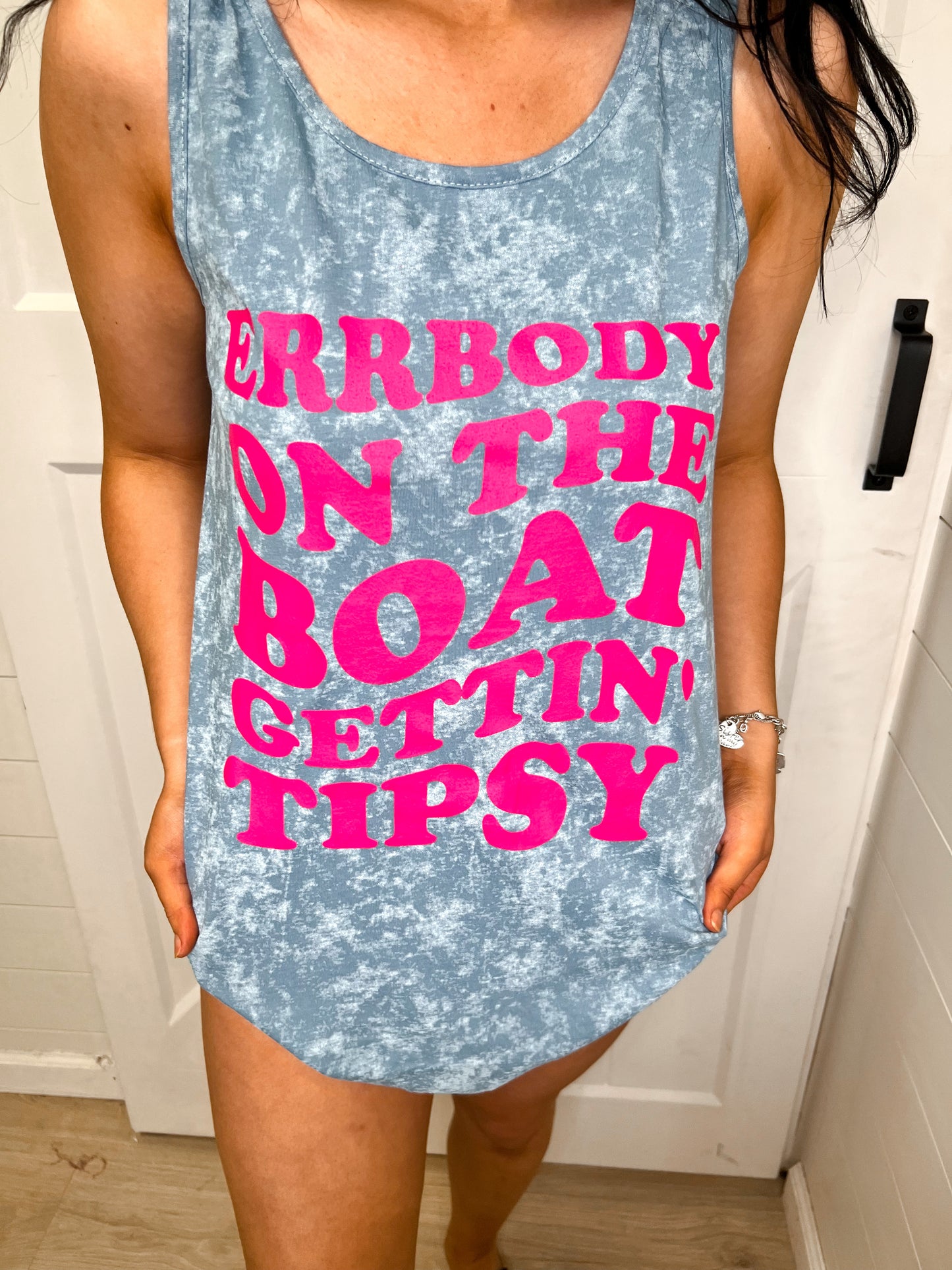 Errbody on the Boat Gettin' Tipsy Tank-Shirt-Southern Grace Wholesale-09/06/23, 1st md, 2nd md, 6/13/23, md 7/30, T2-The Twisted Chandelier