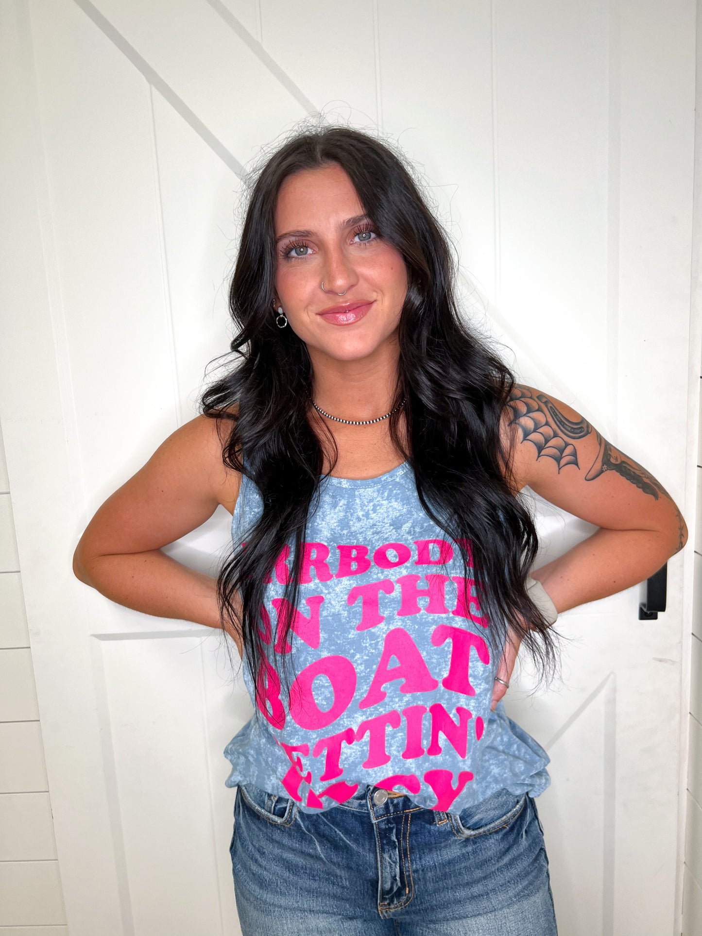 Errbody on the Boat Gettin' Tipsy Tank-Shirt-Southern Grace Wholesale-09/06/23, 1st md, 2nd md, 6/13/23, md 7/30, T2-The Twisted Chandelier