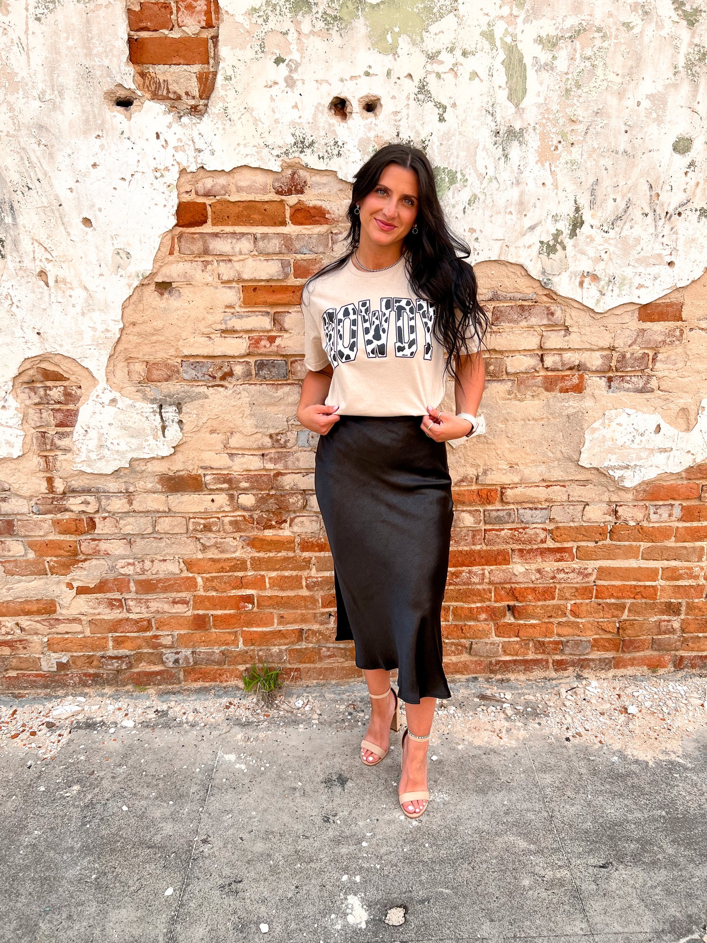 Cow Howdy Graphic Tee-Graphic T-Shirt-The Roaming Buffalo-BIN D5-The Twisted Chandelier