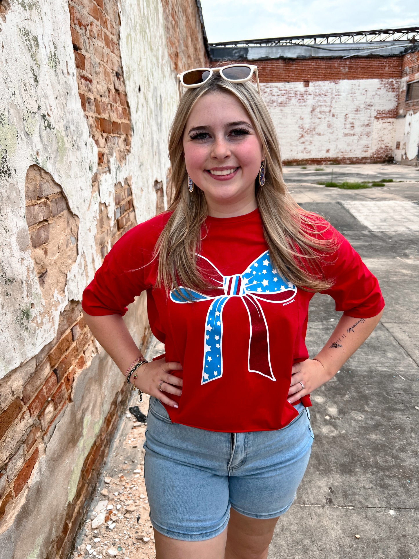 Red White And Blue Bow Tee Shirt-Apparel & Accessories-Southern Grace Wholesale-6893e-red-bow, Bin a6, FD 04/09/24, not on the floor only in the bins, Tops Collection-The Twisted Chandelier