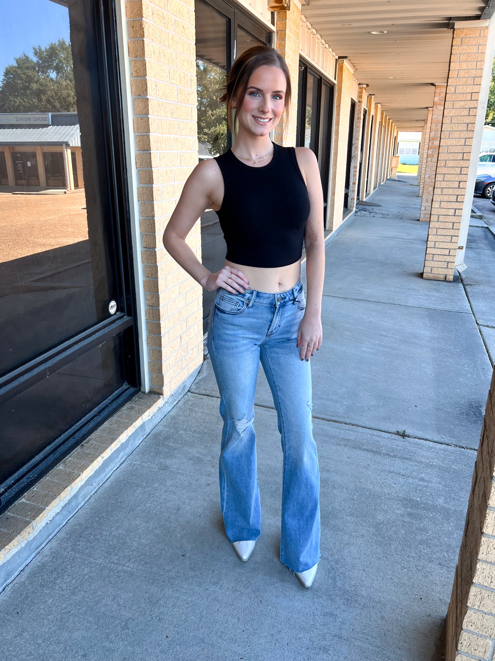 Hayley Round Neck Sleeveless Crop Top-Apparel & Accessories-le lis-09/03/24,1st md,MT5576,OGP 26.99,Tops Collection-The Twisted Chandelier