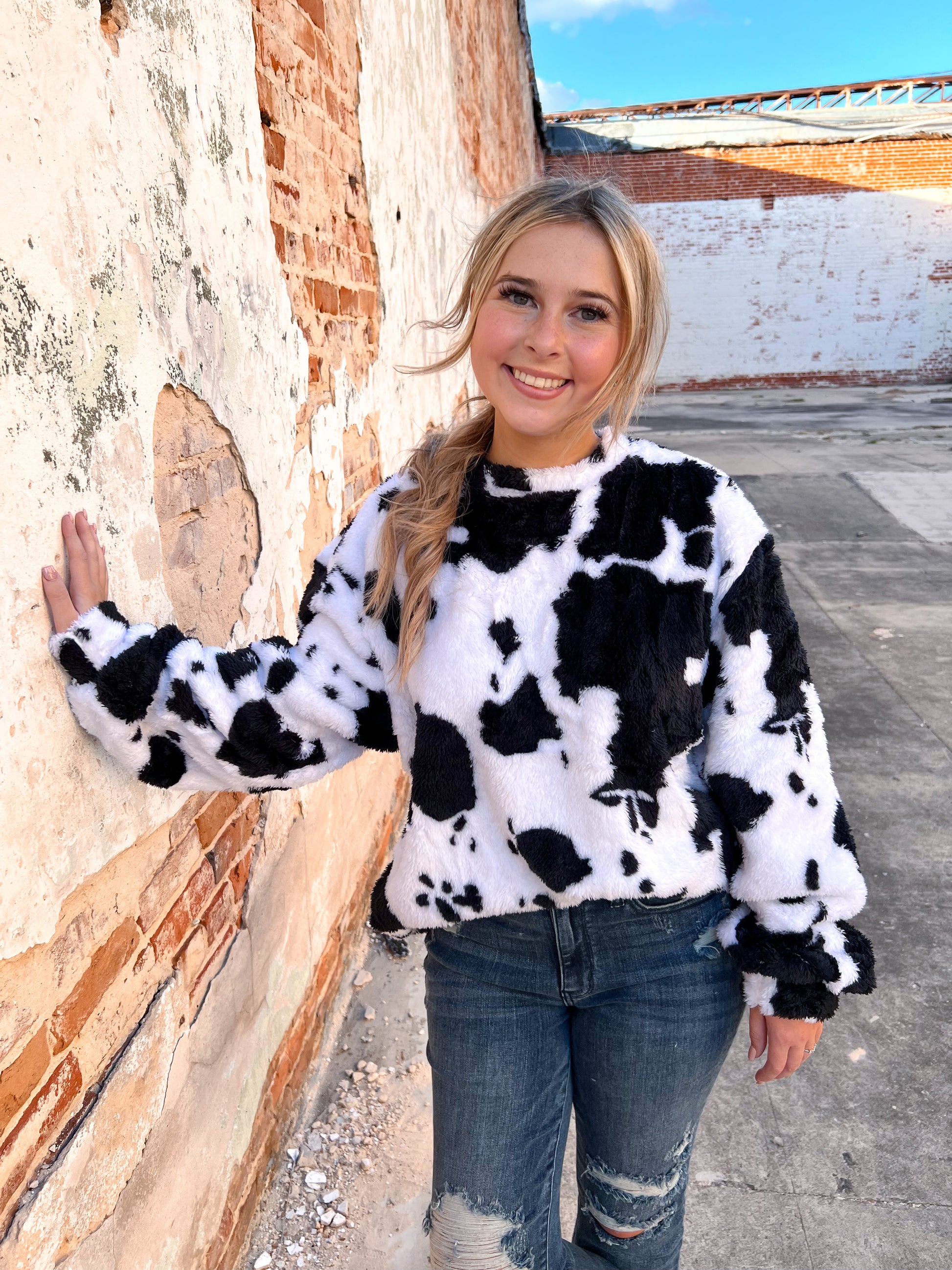 Margot Over the Moon Sherpa Pullover-Pullovers-Southern Grace Wholesale--The Twisted Chandelier