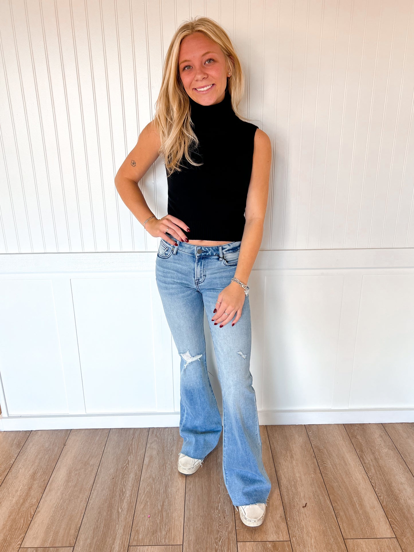 Mikayla Sleeveless Turtle Neck Sweater Top-Active Basic | Active USA-The Twisted Chandelier