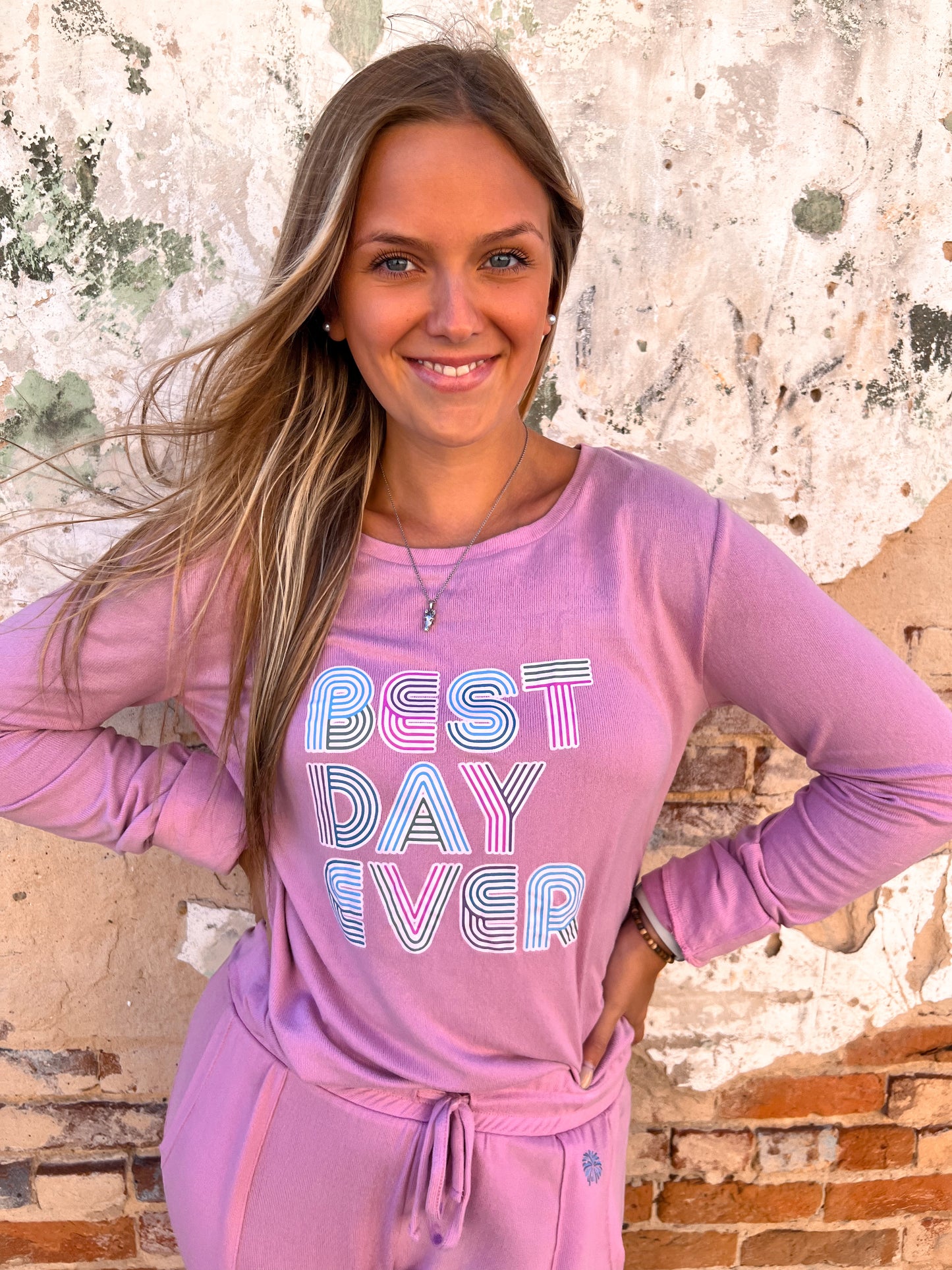 Hello Mello Best Day Ever Lounge Sweater-Loungewear-HELLO MELLO-JAN2022-The Twisted Chandelier