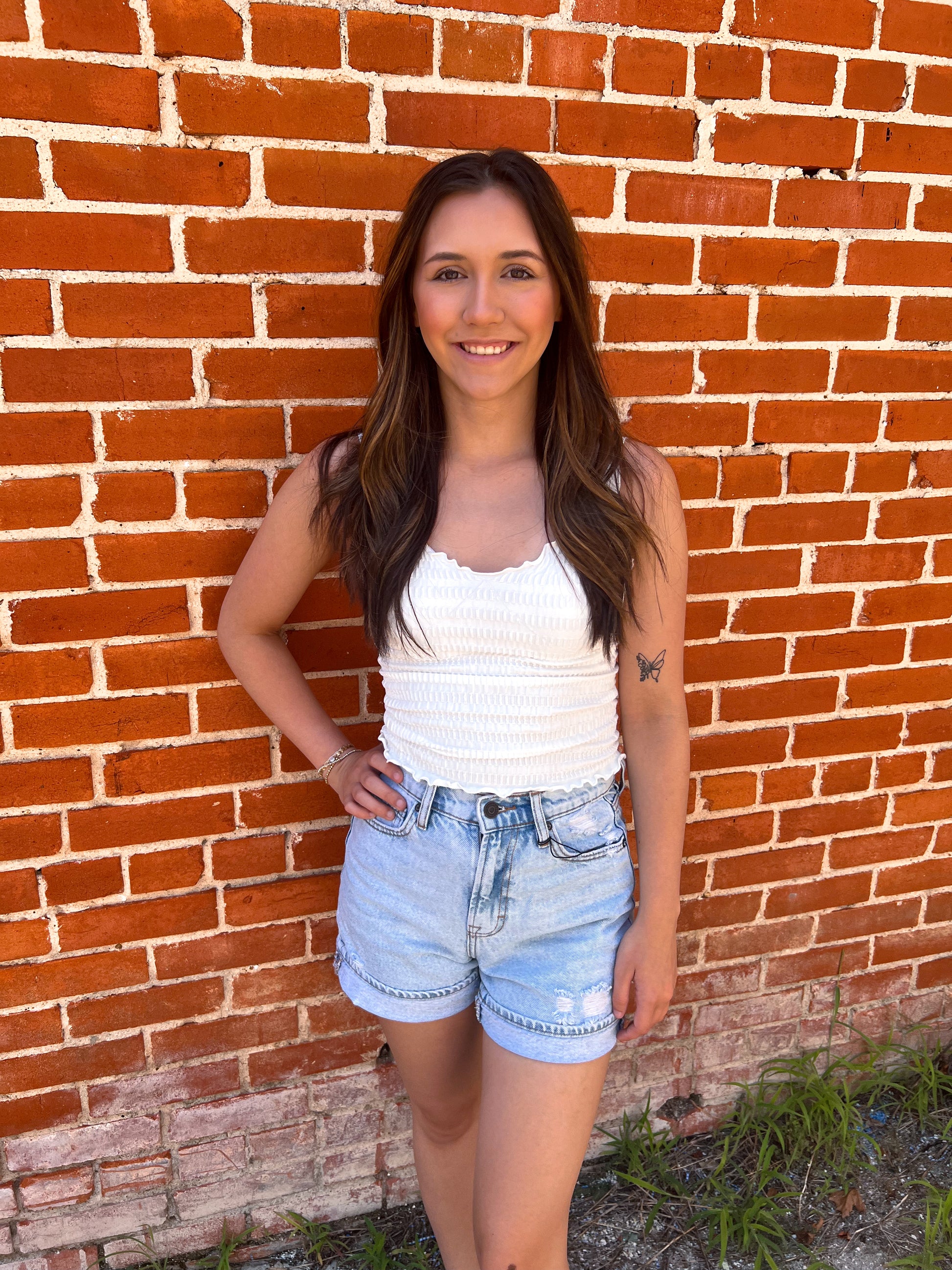 Saylor Lettuce Hem Stretchy Knit Sleeveless Top - White-VERY J-Bin B5,FD 6/24/25-The Twisted Chandelier