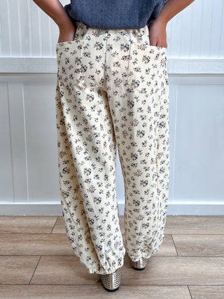 Mabel Floral Printed Barrel Pants