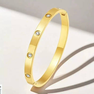18K Non-Tarnish Waterproof Stainless Steel Bangle-Bracelet-JOSSLYN by wall to wall-40B5153-Gold-The Twisted Chandelier