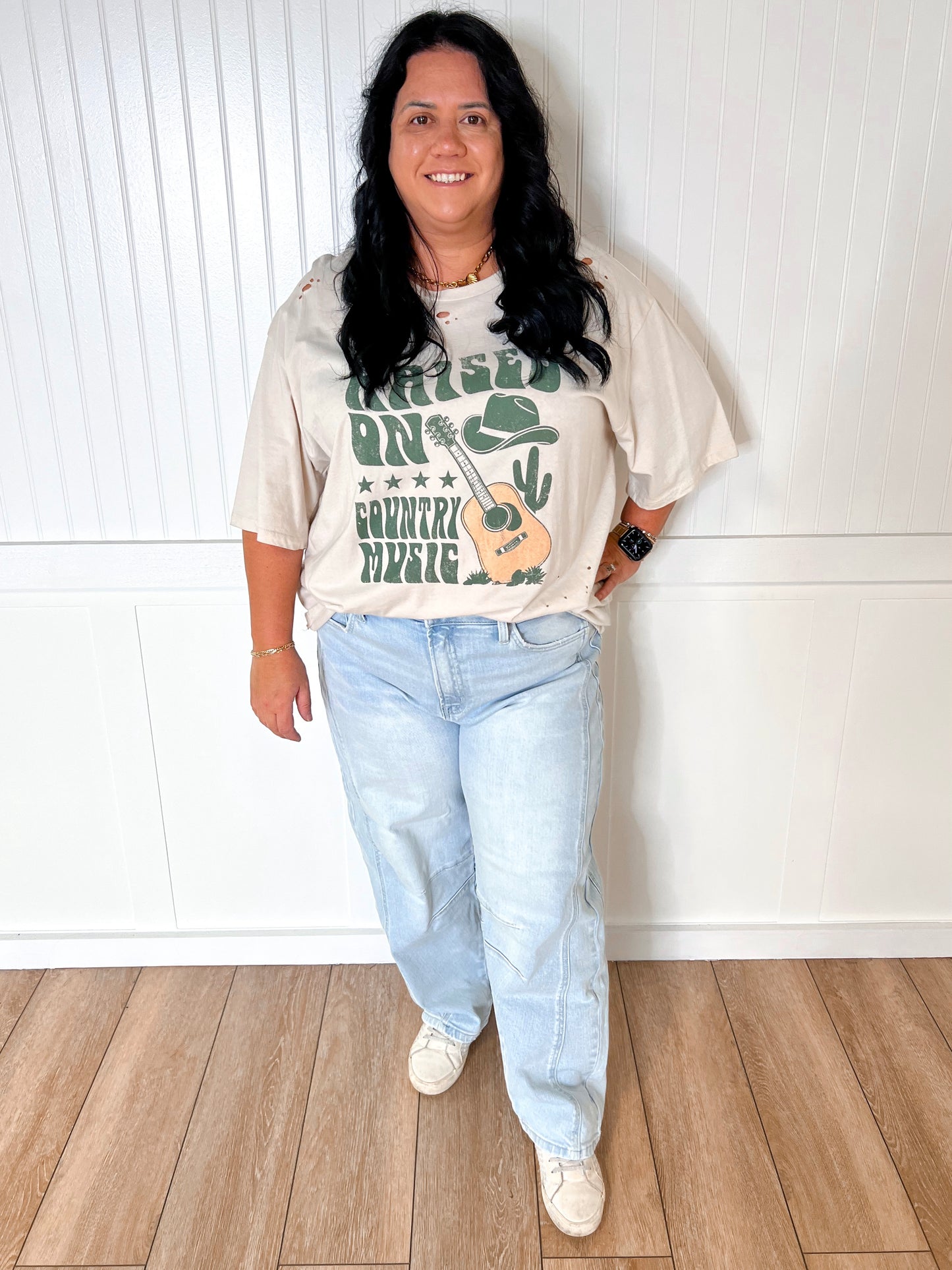 Raised on Country Music Distressed Rocker Tee - Plus-Rocker Tee-Zutter-04/21/25,05/25/24,1st md,88525-1992,FAVES,Max Retail,SH13535,Tops Collection,western & concert-The Twisted Chandelier