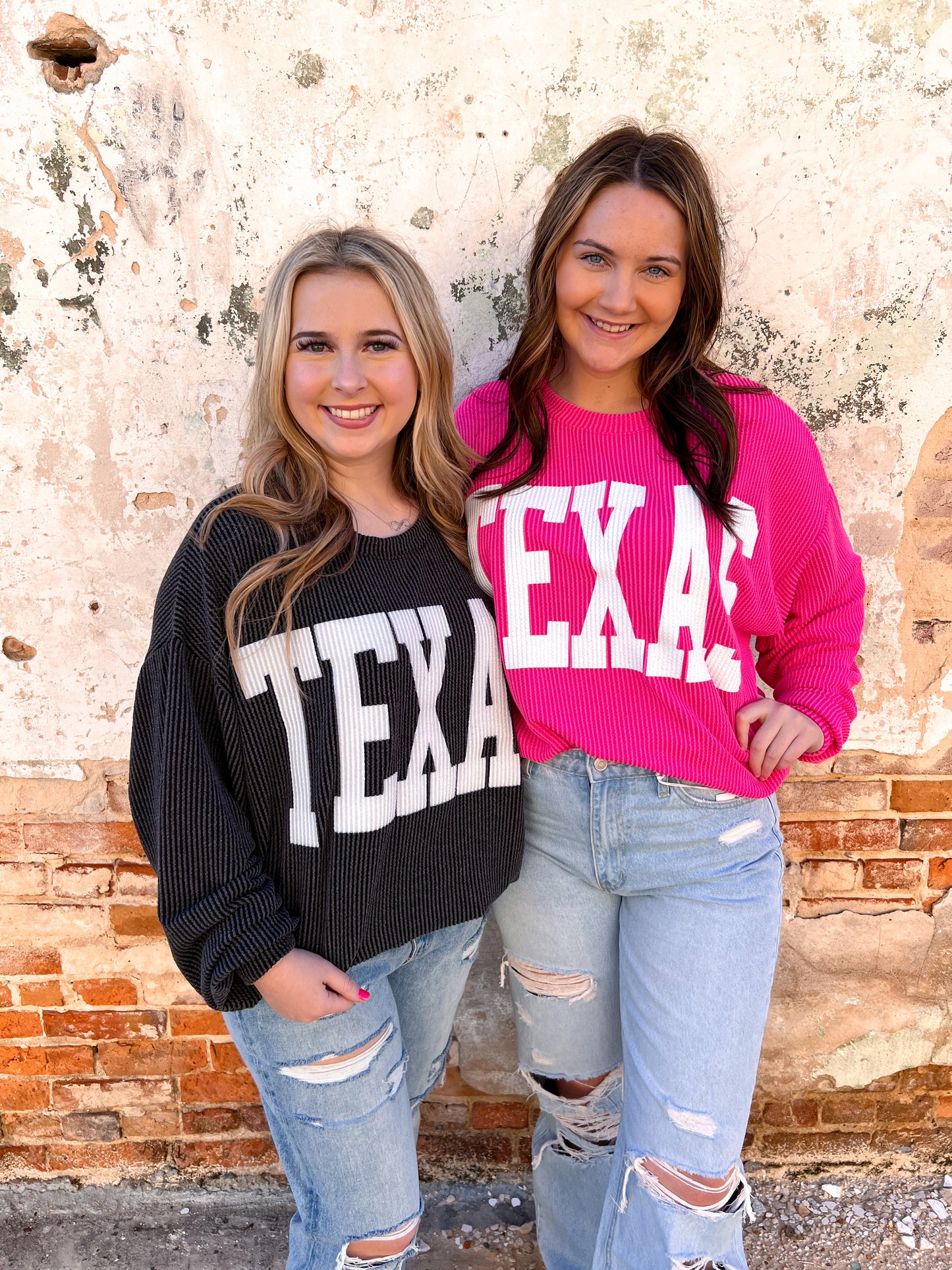 Texas Comfy Graphic Sweatshirt - Pink-Shirt-bucketlist-T1770-The Twisted Chandelier