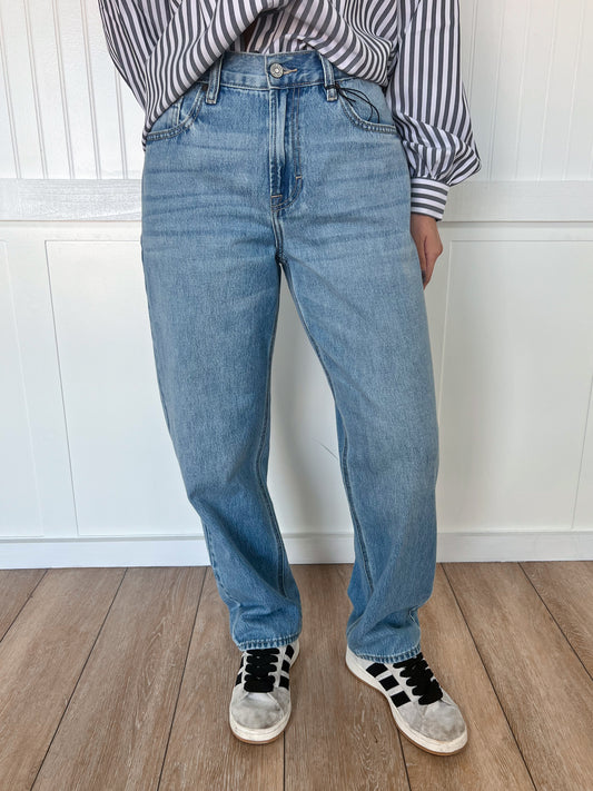 Bailey Medium Wash Classic Relaxed Boyfriend Jeans-Hidden Jeans-08/28/25,bottoms,CR 10/21/24,FD 10/22/24,OGP 74.95-The Twisted Chandelier