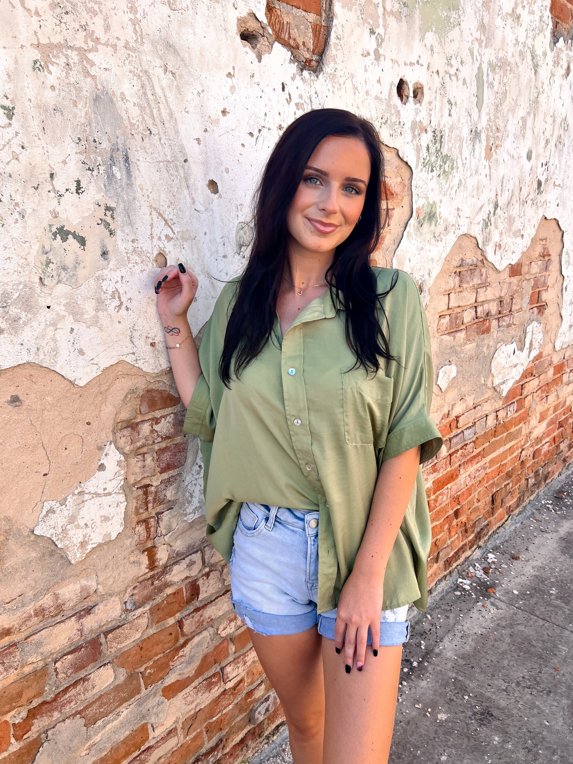 Evalina Solid Short Sleeve Button Down Top-Apparel & Accessories-ee:some-BIN D3,FD 06/18/24,TK11019,Tops Collection-The Twisted Chandelier