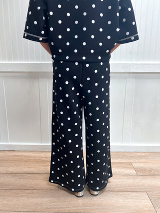 Pippa Heavy Scuba Polka Dot Short Sleeve Top - Black/White