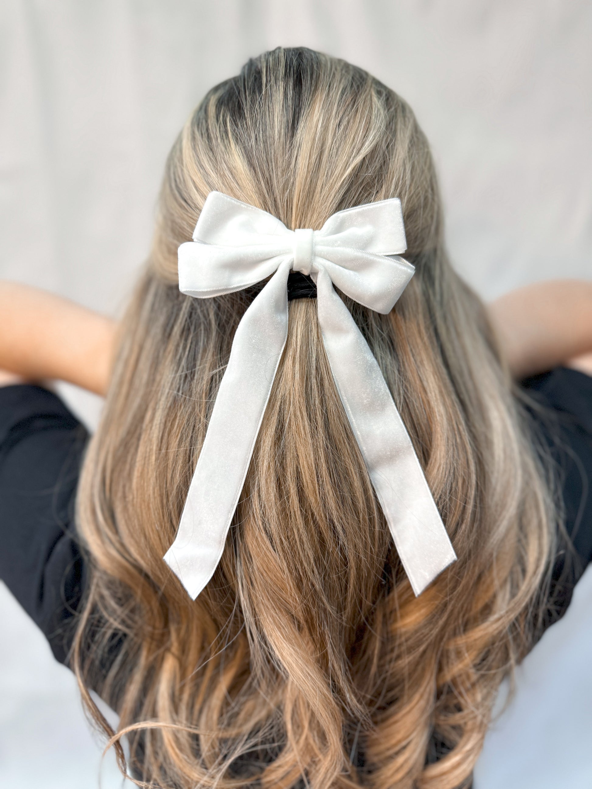 Velvet Ribbon Bow Hair Clip - White-Hair Claws & Clips-Swan Madchen-Created - 01/15/24-The Twisted Chandelier