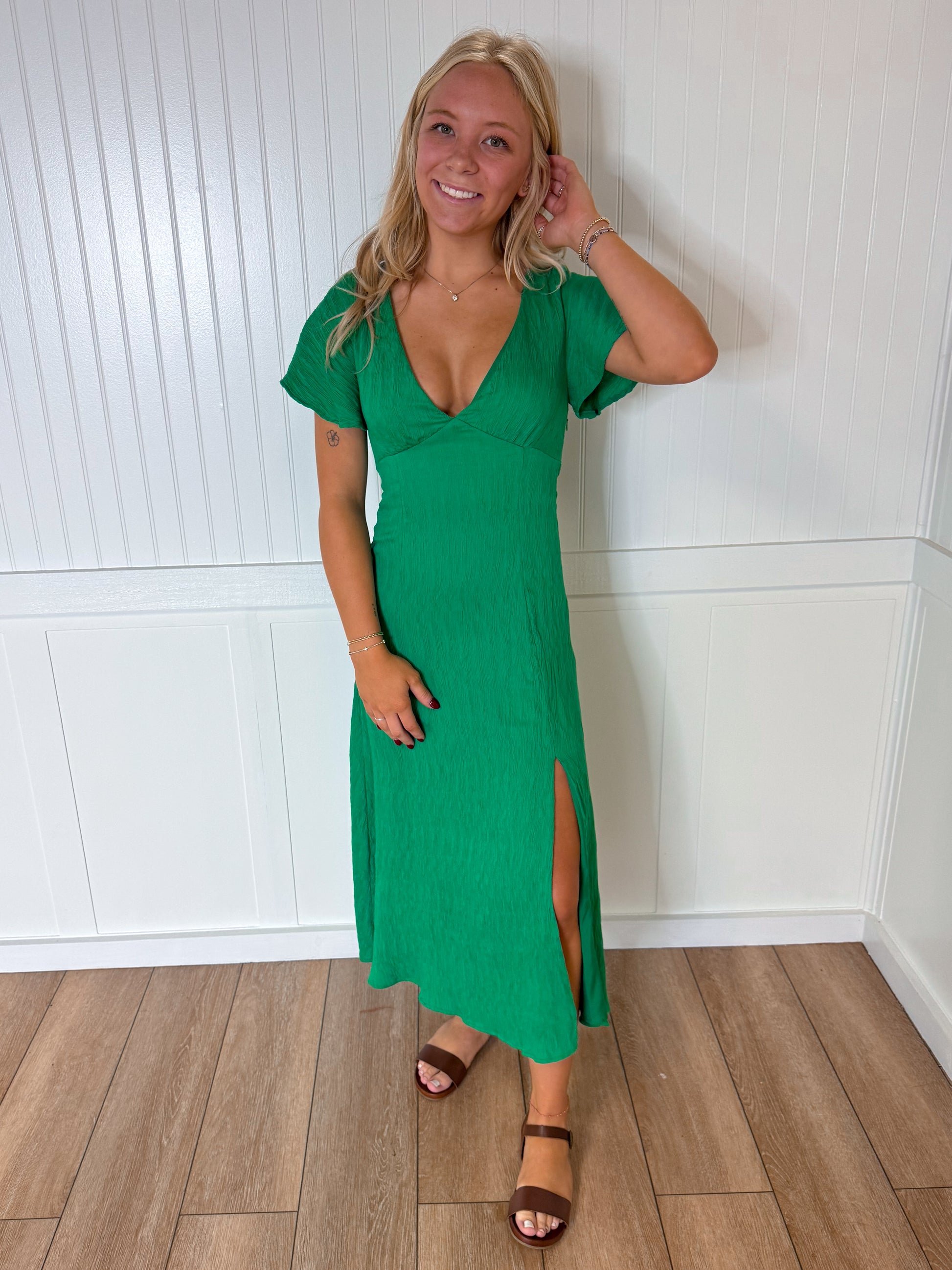 Viviana Long Green V-Neck Dress-Dresses-B. right-12/02/24,1st md,BIN A 3,CLD311097,DJR,Fd 05/21/24-The Twisted Chandelier