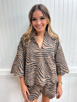 Jenny Animal Print Scalloped Hem Top-Outfit Sets-ENTRO-Fall Favorites,NewArrival,Tops Collection-The Twisted Chandelier