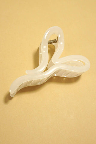 Large Heart Hair Claw Clips-Hair Claws & Clips-JOSSLYN by wall to wall-40H853-The Twisted Chandelier