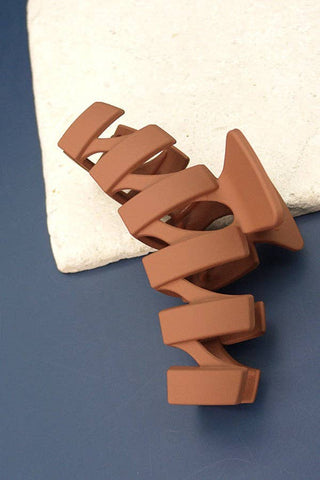 Matte Jumbo Wavy Non Slip Hair Claw Clip-Hair Claws & Clips-JOSSLYN by wall to wall-40H389-The Twisted Chandelier