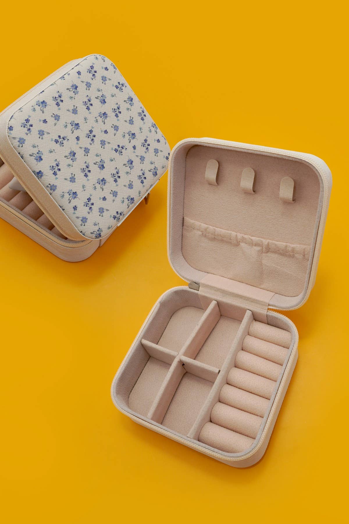 Designed Jewelry Organizer Travel Box Case-JOSSLYN by wall to wall-The Twisted Chandelier