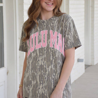 Lulu Mac Mossy Oak Bottomland Printed Tee - Light Pink-Top-Girlie Girl Originals-NewArrival,Tops Collection-The Twisted Chandelier