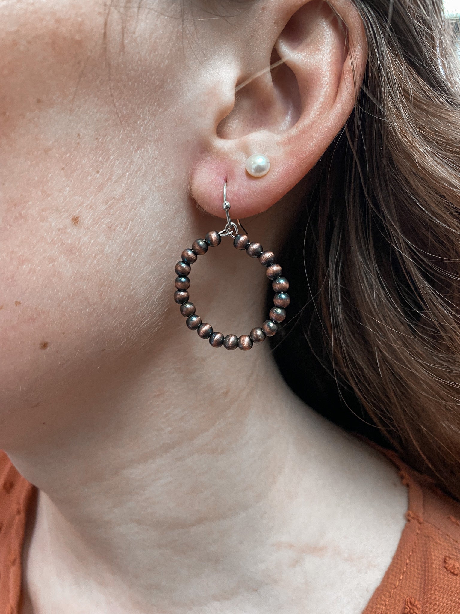 4MM Copper Navajo Pearl Small Hoop Earrings-Earrings-Isac Trading-721307, FEB2022-The Twisted Chandelier