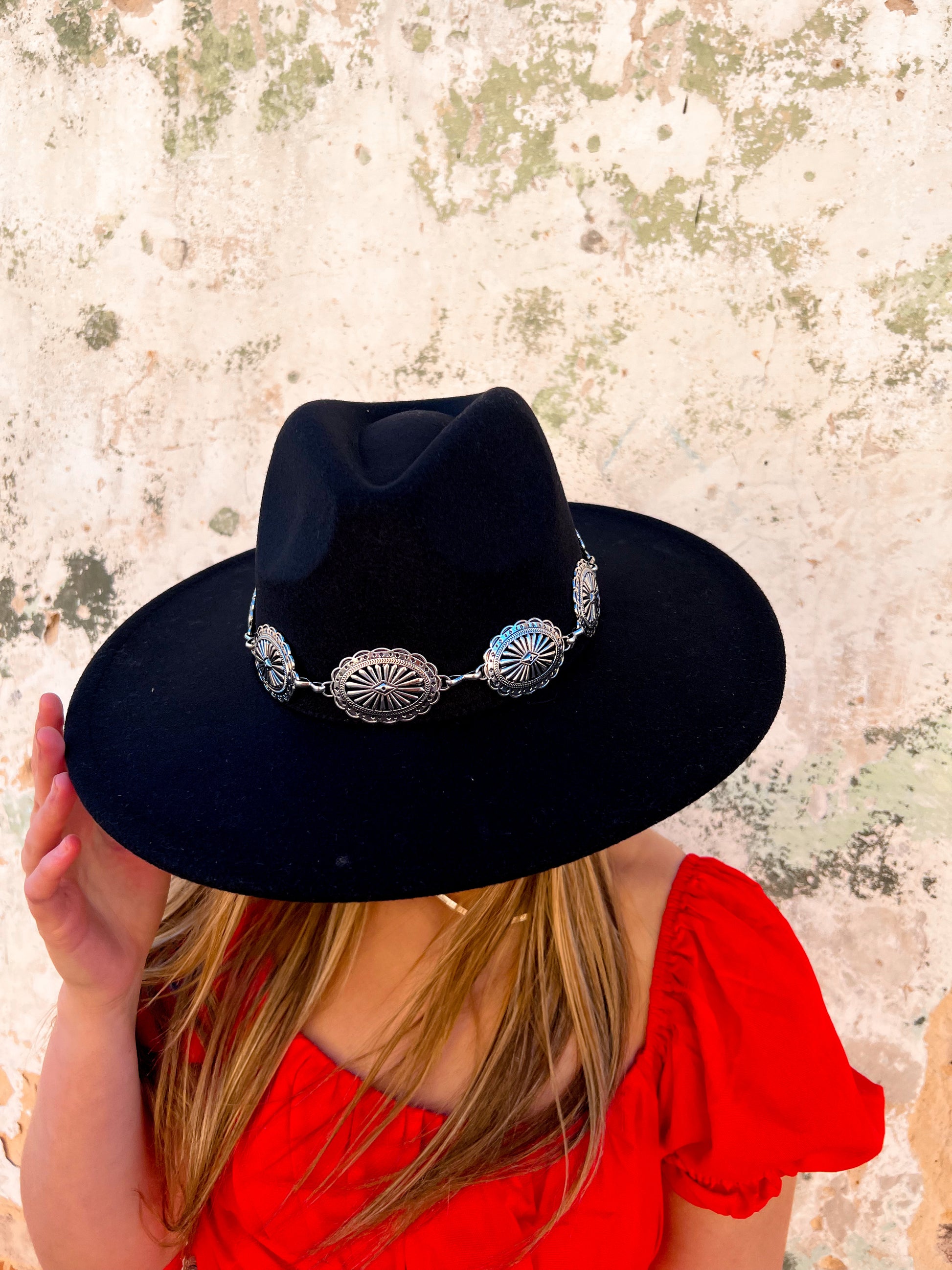 Oval Disc Chain Fedora Hat - Black-Hats-Fame Accessories-MMT8673-The Twisted Chandelier